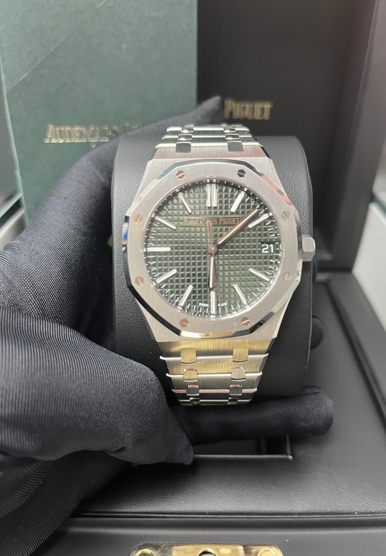 Royal Oak Selfwinding 41 '50th Anniversary' Green Dial Steel