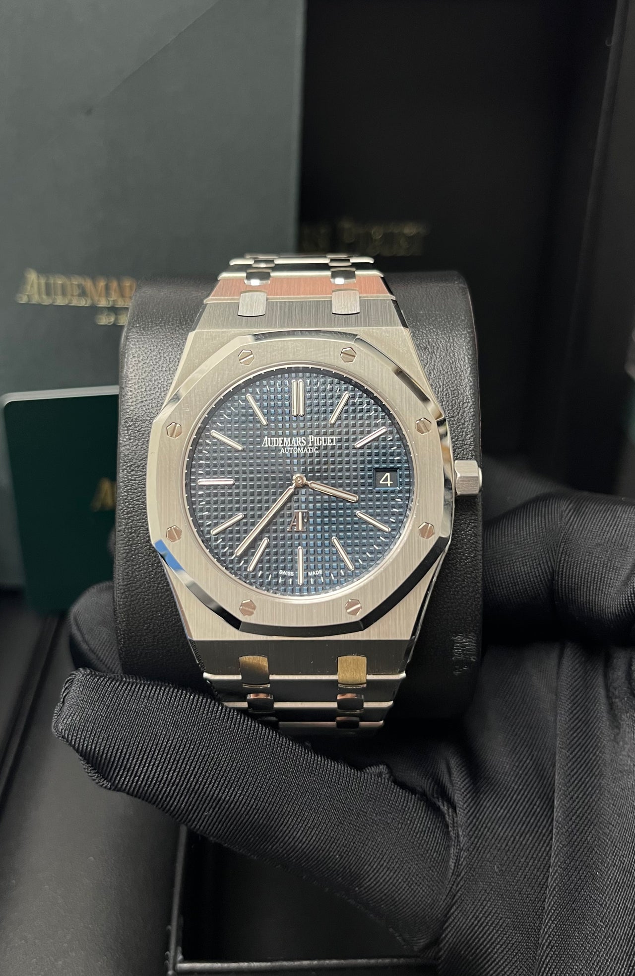 Royal Oak Jumbo Extra-Thin 39 Steel Blue Dial