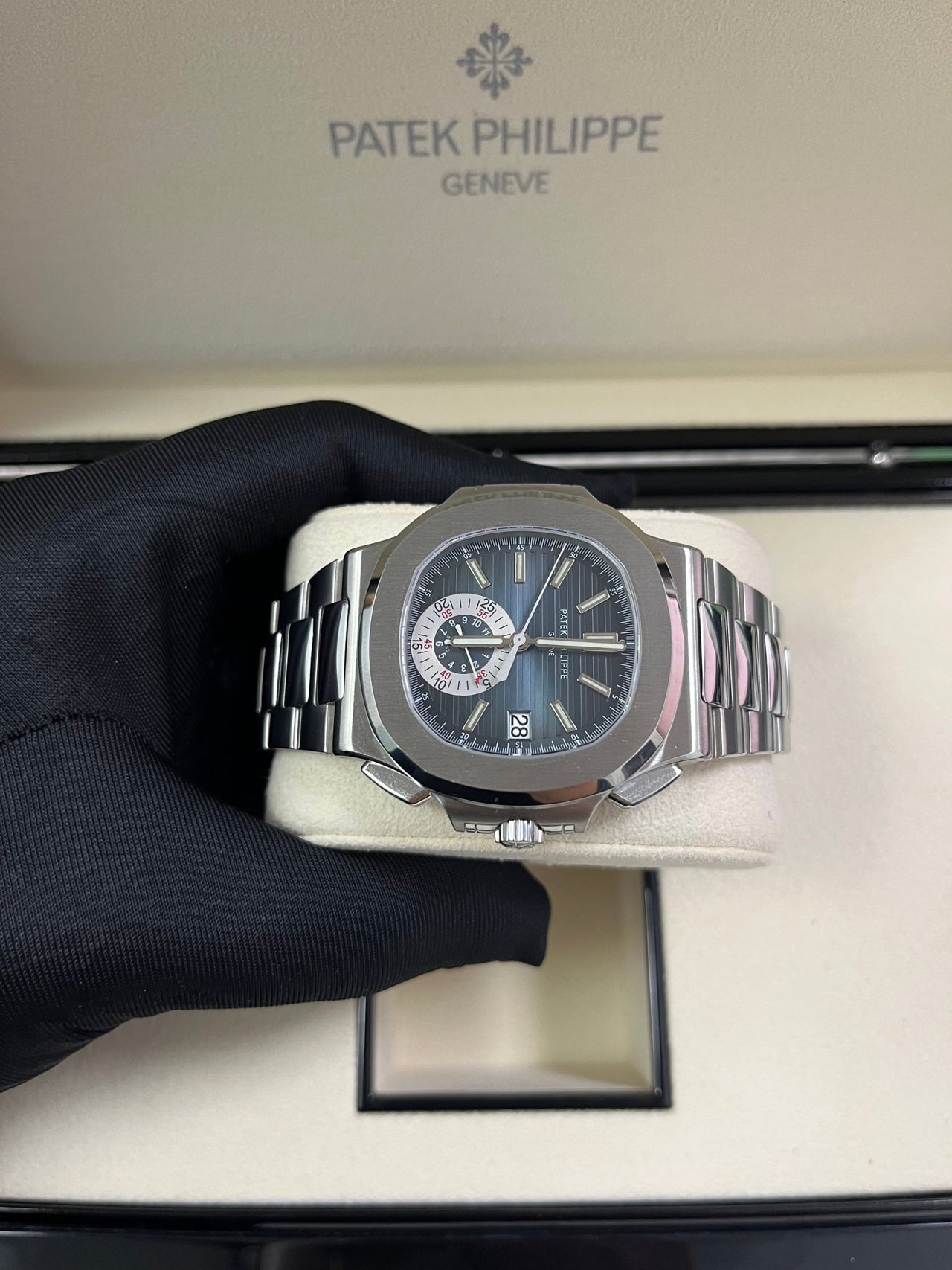 Nautilus Chronograph 5980/1A-001