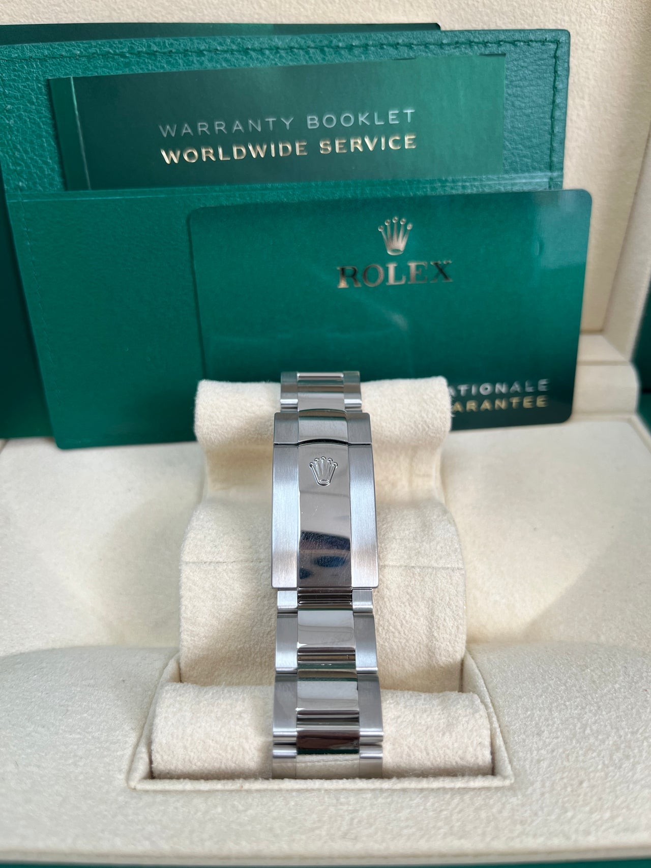 Datejust 41 Mint Green Dial White Gold Fluted Oyster