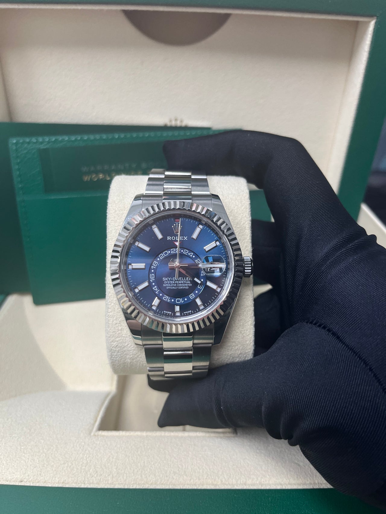 Sky-Dweller White Rolesor Blue Dial Oyster 326934