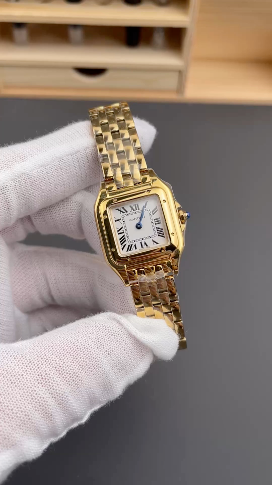 Panthere de Cartier Small Yellow Gold