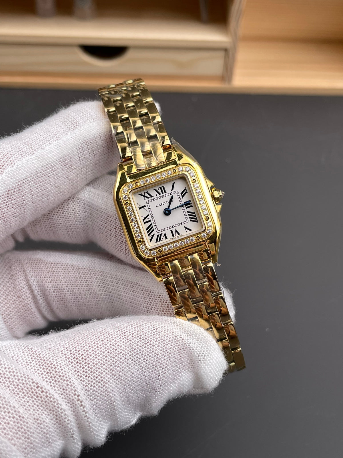 Panthere de Cartier Small Gold Diamond Bezel