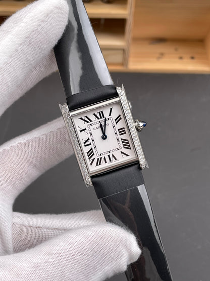 Tank Must Diamond Bezel