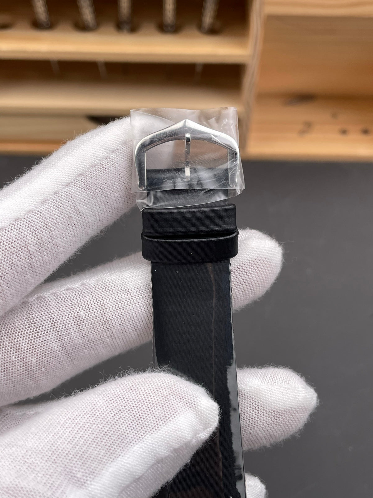 Tank Must Diamond Bezel