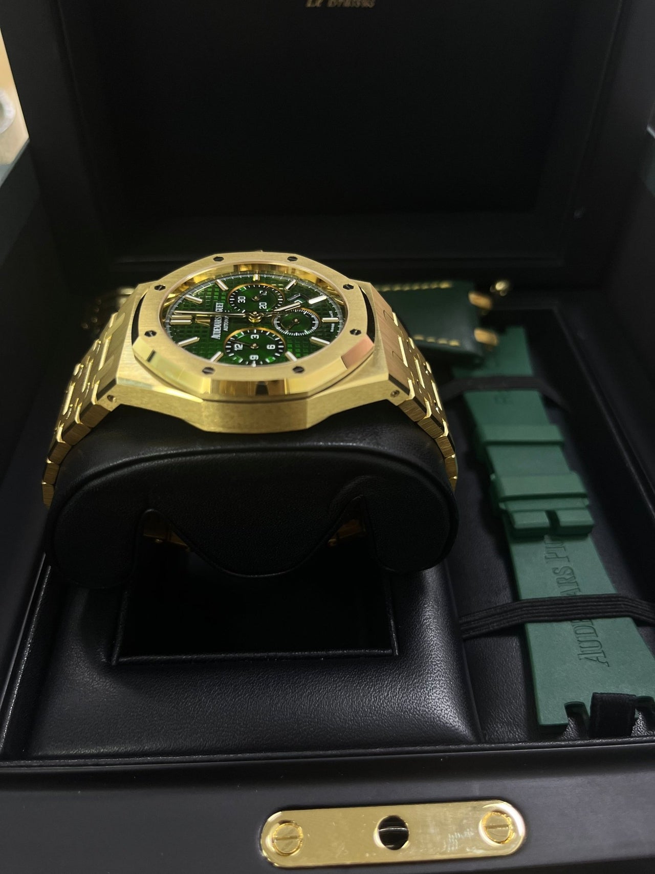 Royal Oak Selfwinding Chronograph 41 Yellow Gold