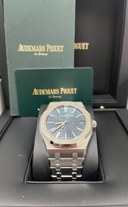 Royal Oak Selfwinding 41 Steel Blue Dial