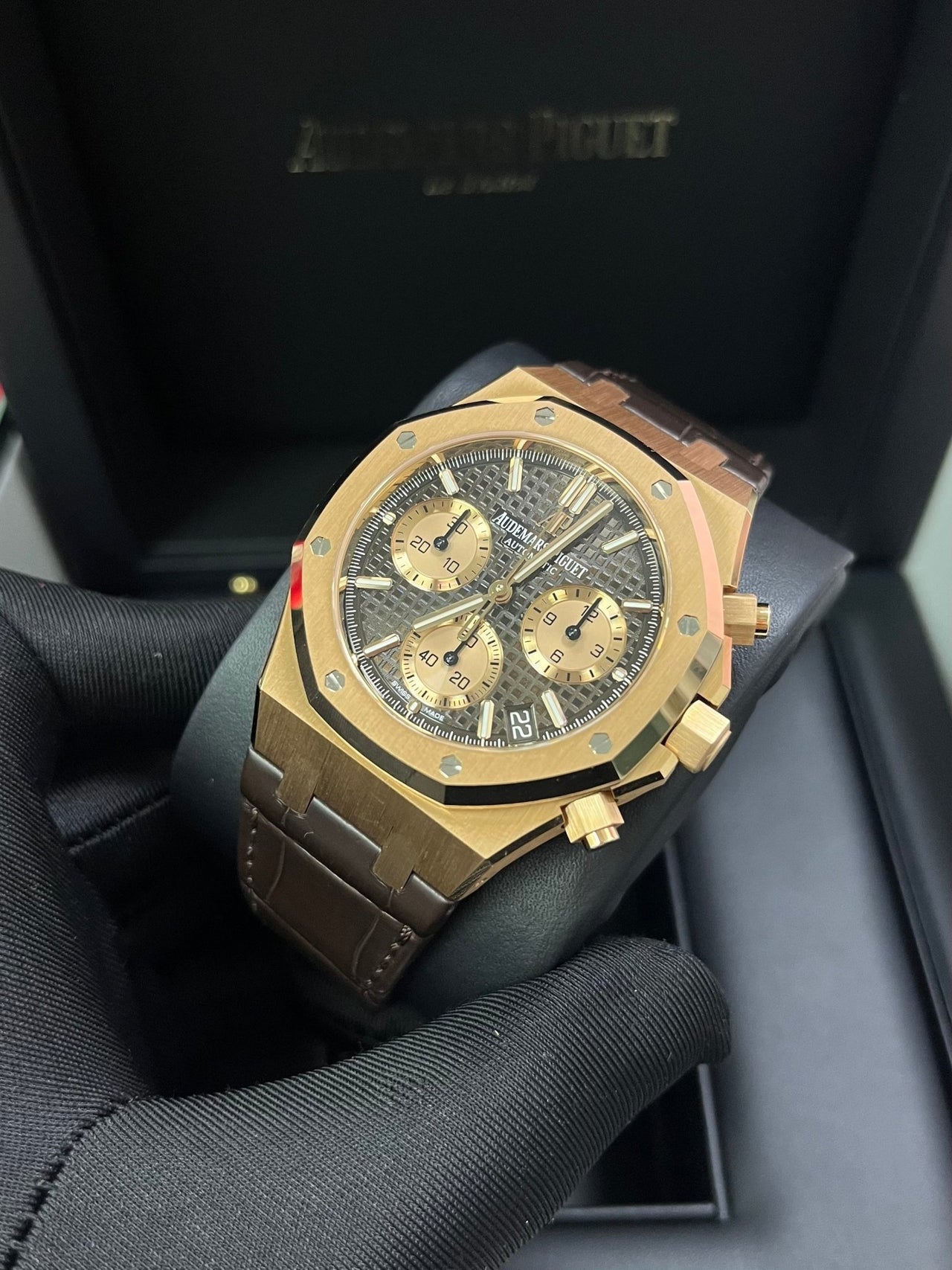 Royal Oak Chronograph 41 Rose Gold Brown Dial Strap
