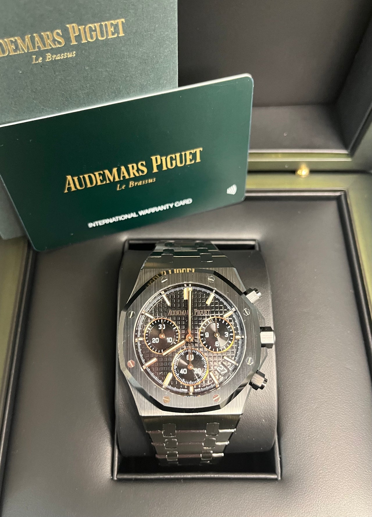 Royal Oak Chronograph 41 Black Ceramic
