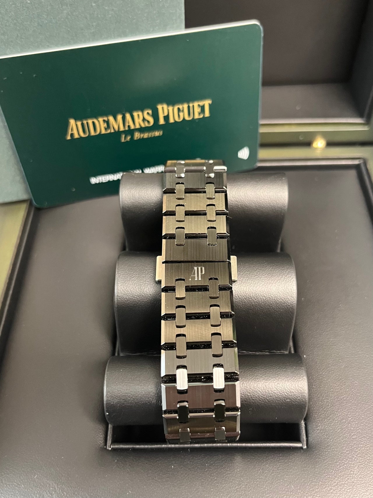 Royal Oak Chronograph 41 Black Ceramic