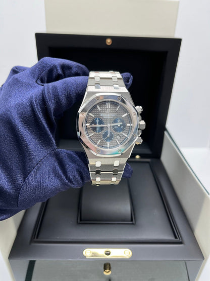 Royal Oak Chronograph 41 Platinum and Titanium Limited Edition