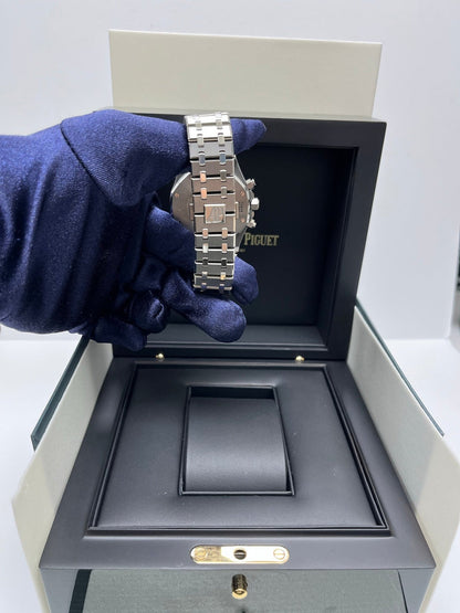 Royal Oak Chronograph 41 Platinum and Titanium Limited Edition