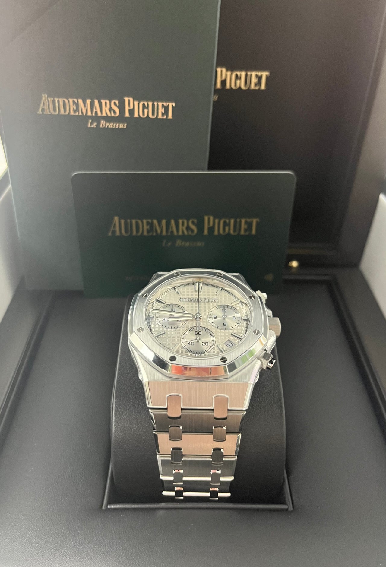Royal Oak Chronograph 41 Steel White Dial