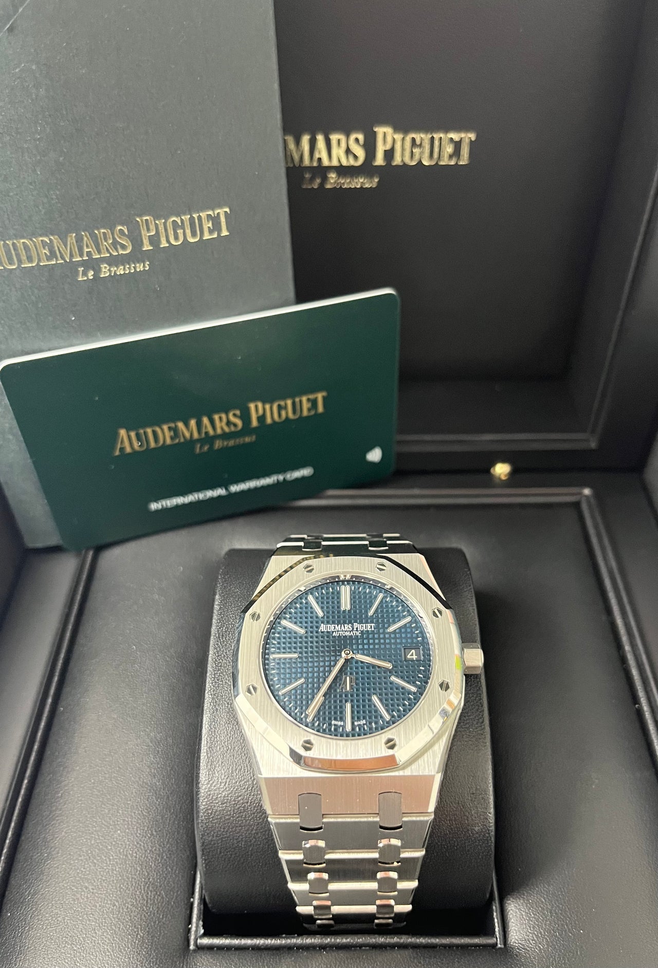 Royal Oak Jumbo Extra-Thin 39 Steel Blue Dial