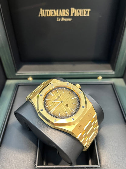 Royal Oak Jumbo Extra-Thin 39 Yellow Gold