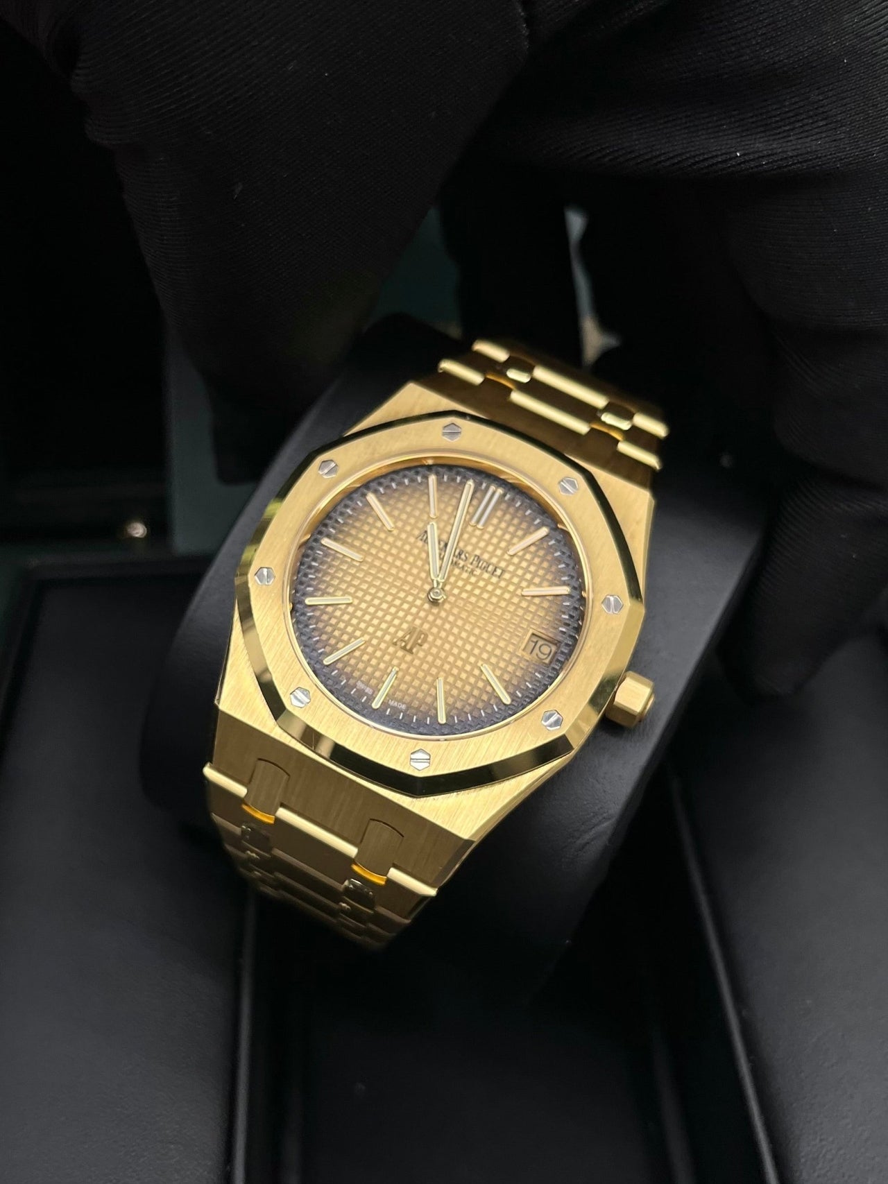Royal Oak Jumbo Extra-Thin 39 Yellow Gold