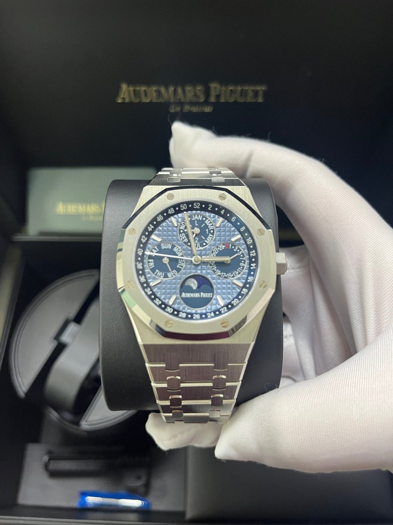 Royal Oak Perpetual Calendar 41 Steel Blue Dial