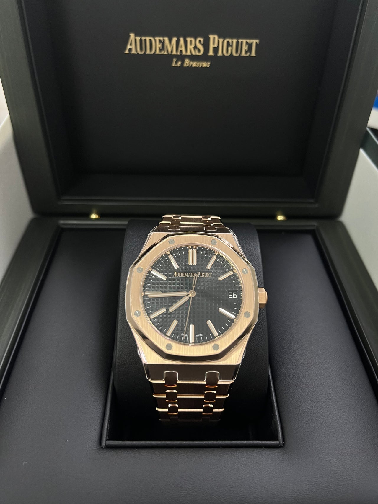 Royal Oak Selfwinding 41 Rose Gold Black Dial