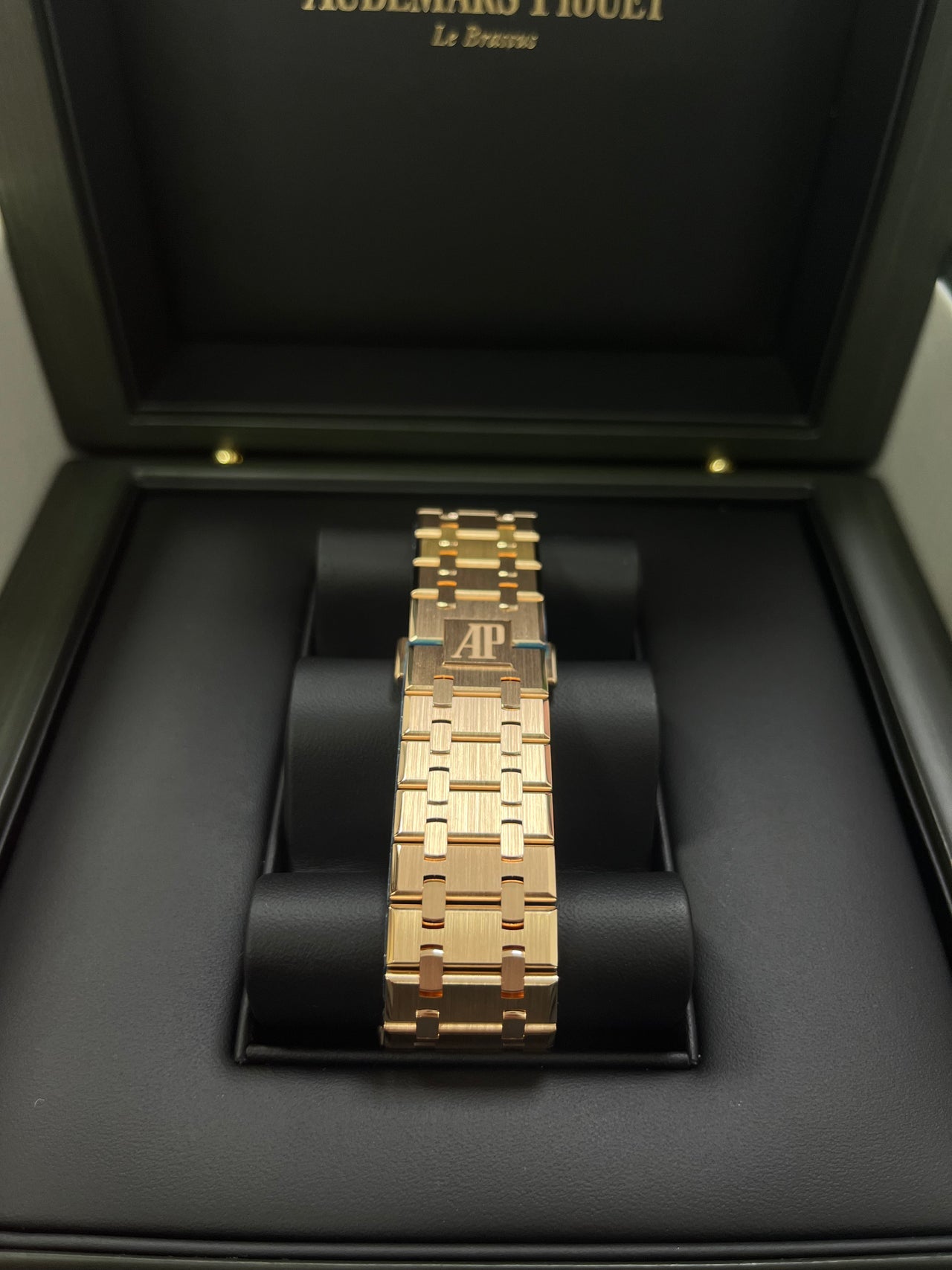 Royal Oak Selfwinding 41 Rose Gold Black Dial