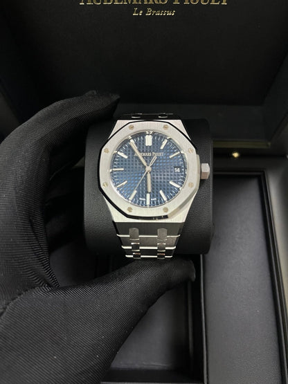 Royal Oak Selfwinding 37 Steel Blue Dial