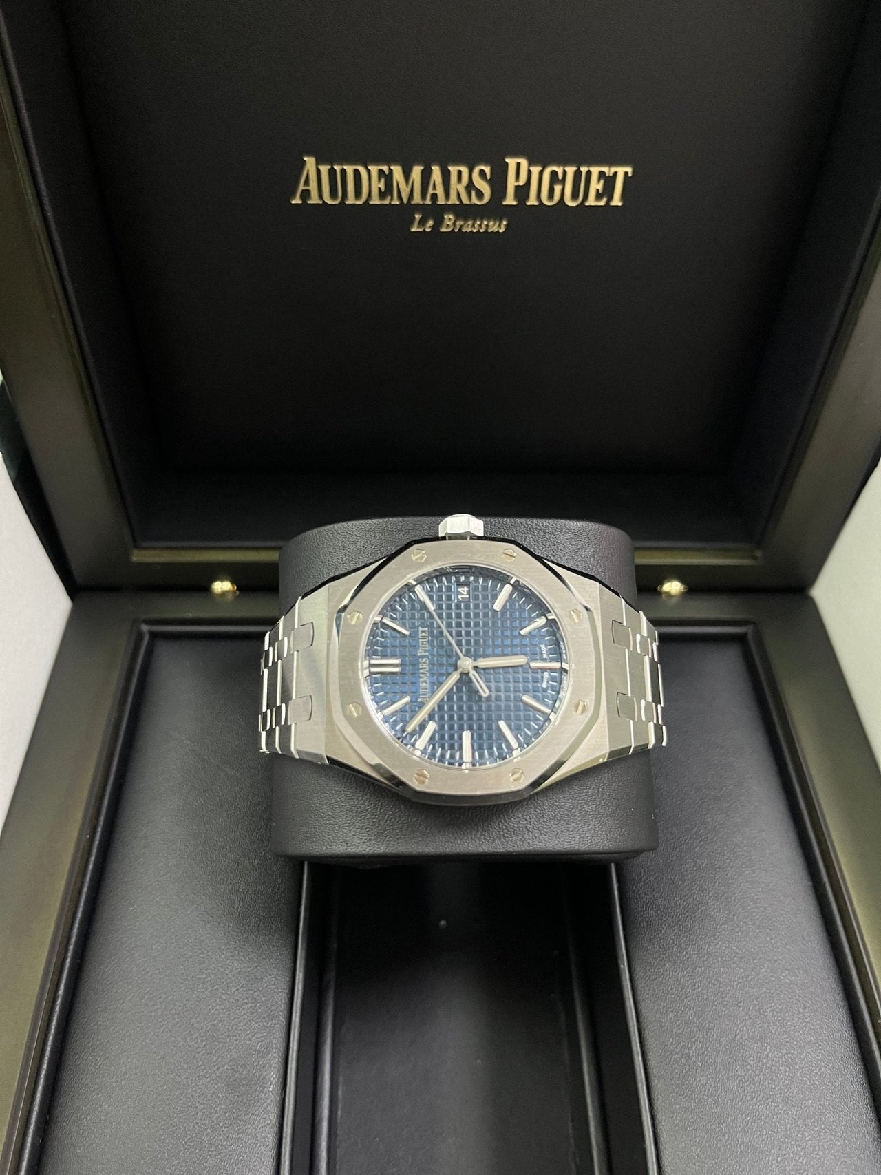 Royal Oak Selfwinding 37 Steel Blue Dial