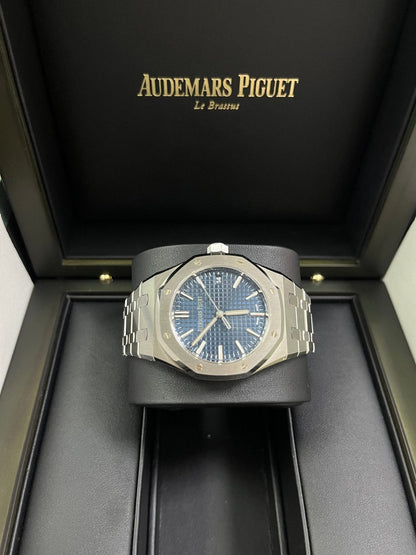 Royal Oak Selfwinding 37 Steel Blue Dial