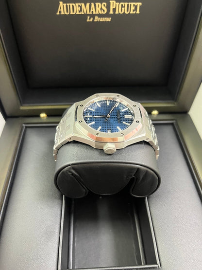 Royal Oak Selfwinding 37 Steel Blue Dial