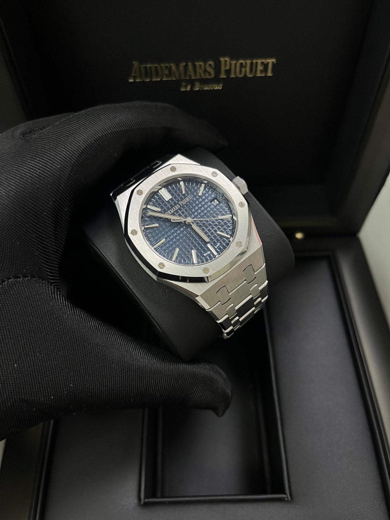 Royal Oak Selfwinding 37 Steel Blue Dial