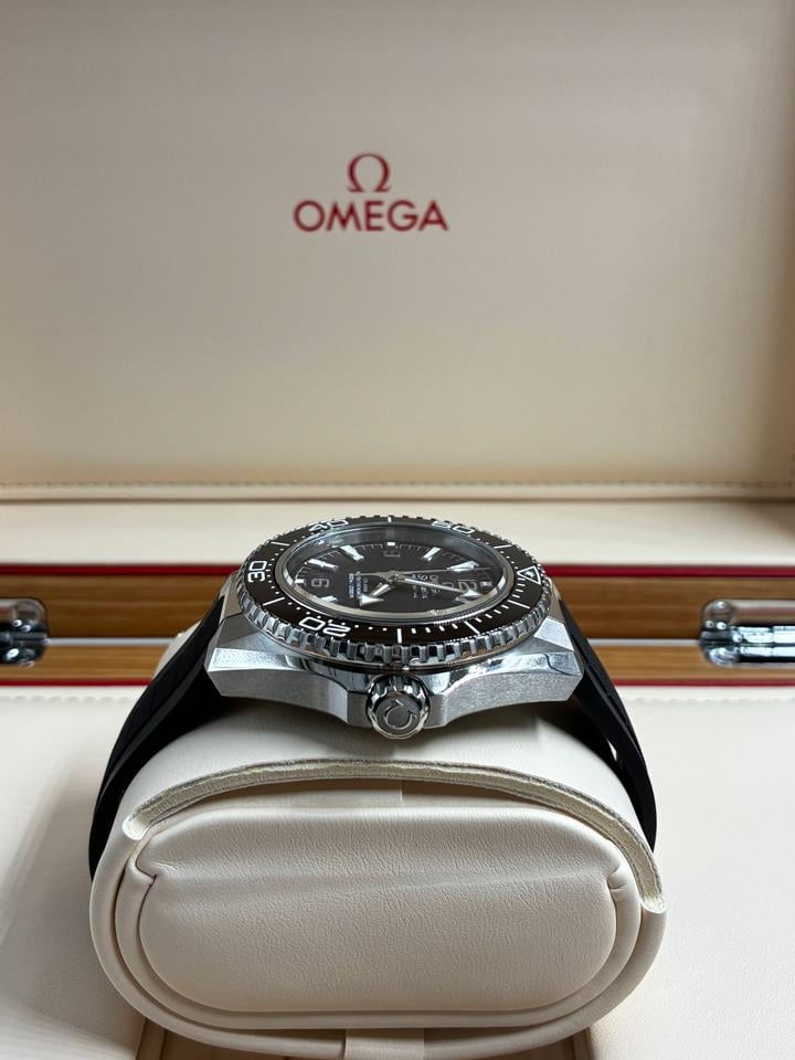 Seamaster Planet Ocean 600M Black Dial Rubber