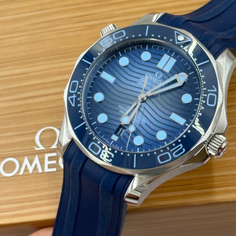 Seamaster Diver 300M 'Summer Blue'
