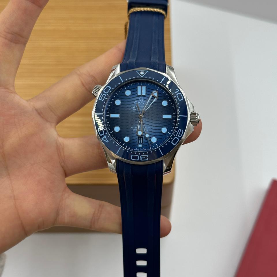 Seamaster Diver 300M 'Summer Blue'