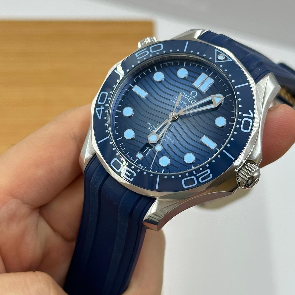 Seamaster Diver 300M 'Summer Blue'