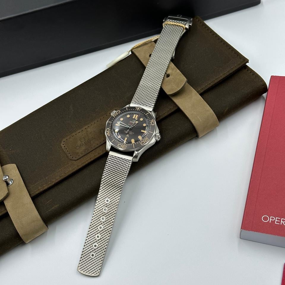 Seamaster Diver 300M '007 Edition' Titanium