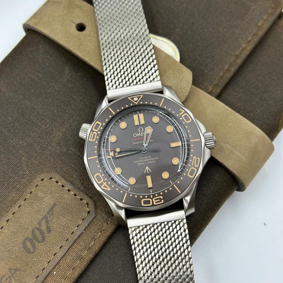 Seamaster Diver 300M '007 Edition' Titanium