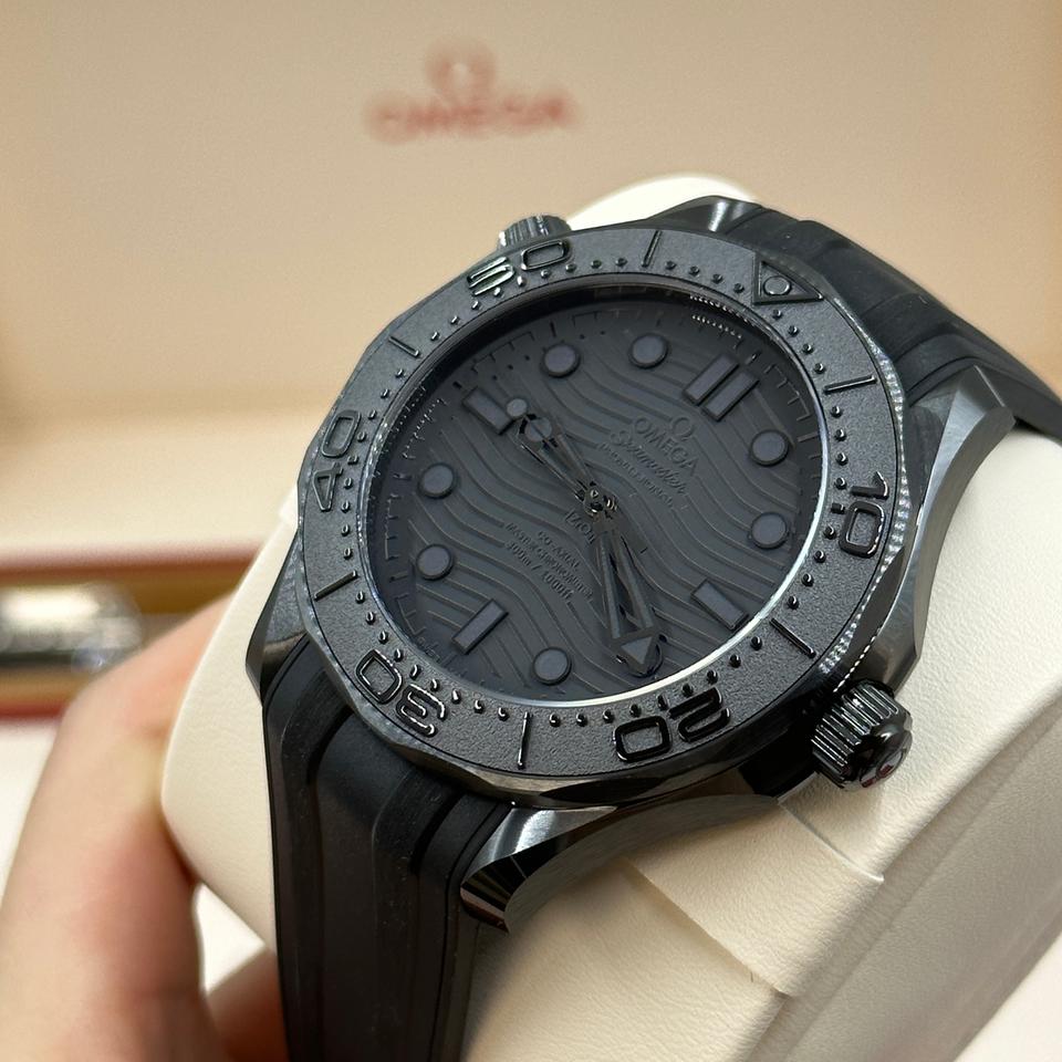 Seamaster Diver 300M Black Ceramic 210.92