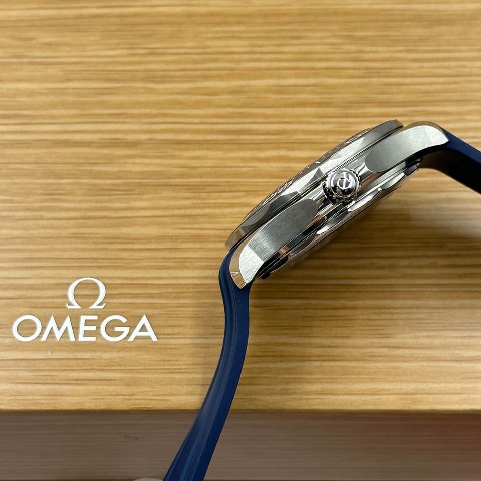 Seamaster Diver 300M Grey Dial Blue Strap