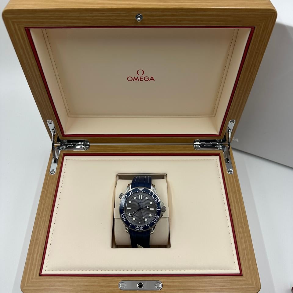 Seamaster Diver 300M Grey Dial Blue Strap