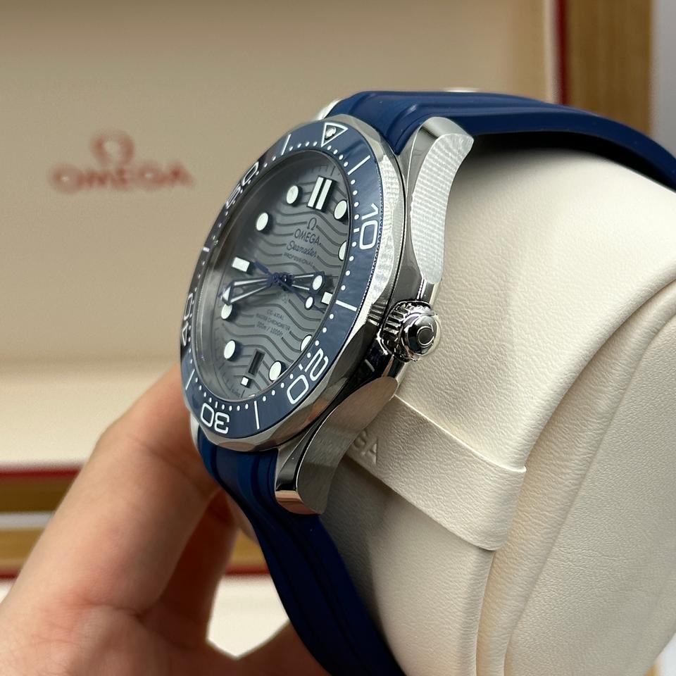 Seamaster Diver 300M Grey Dial Blue Strap
