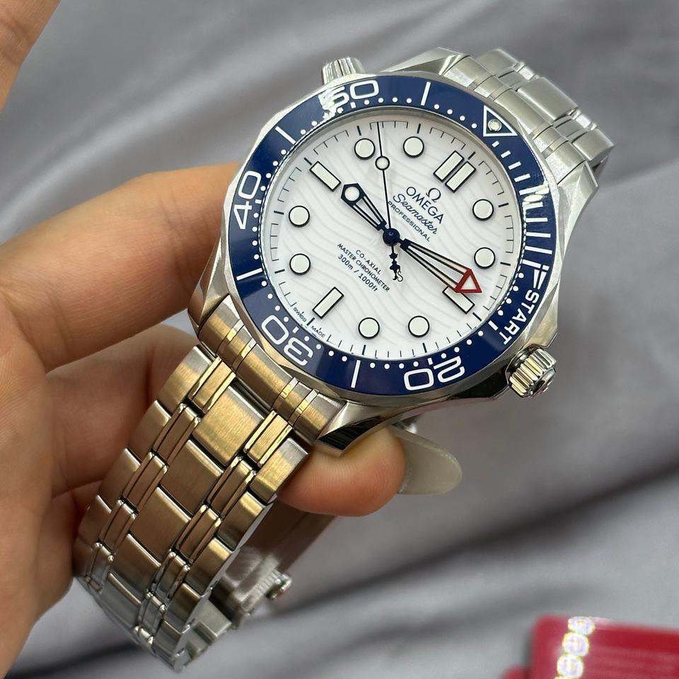 Seamaster Diver 300M White Dial