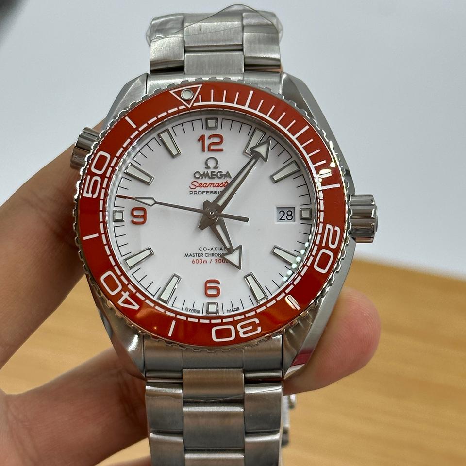 Seamaster Planet Ocean 600M White Dial