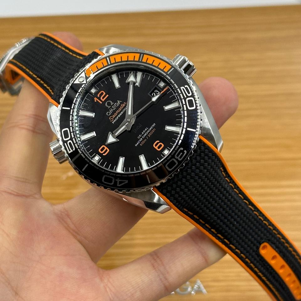Seamaster Planet Ocean 600M 43.5mm Rubber