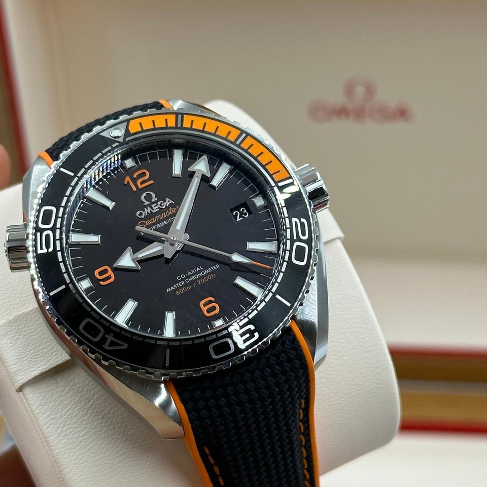 Seamaster Planet Ocean 600M 43.5mm Rubber