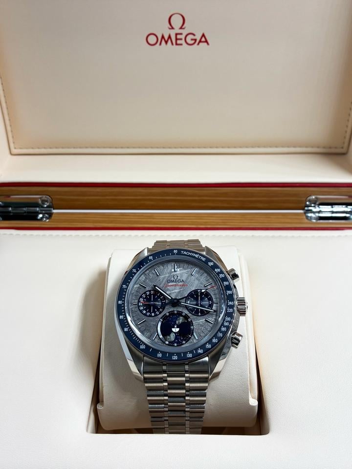 Speedmaster Moonphase Meteorite Grey Dial