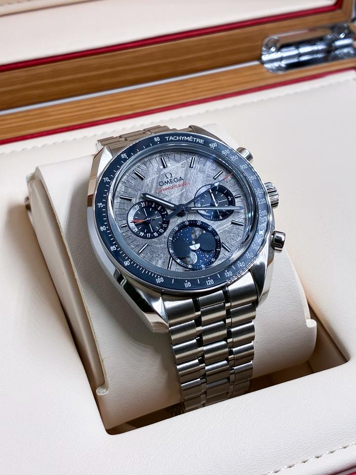 Speedmaster Moonphase Meteorite Grey Dial