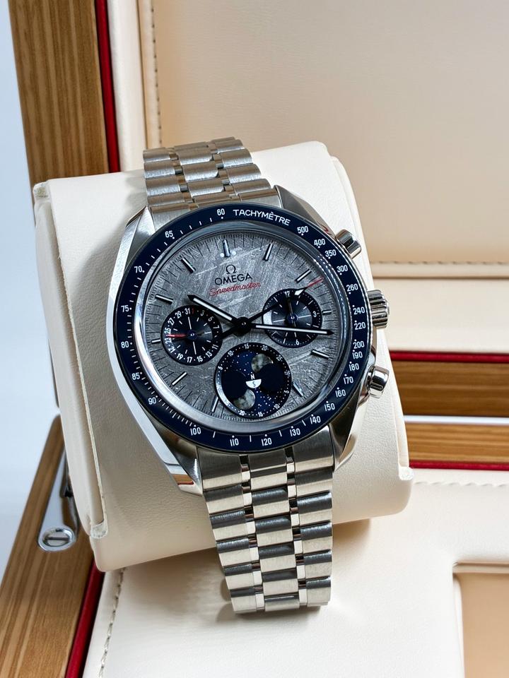 Speedmaster Moonphase Meteorite Grey Dial