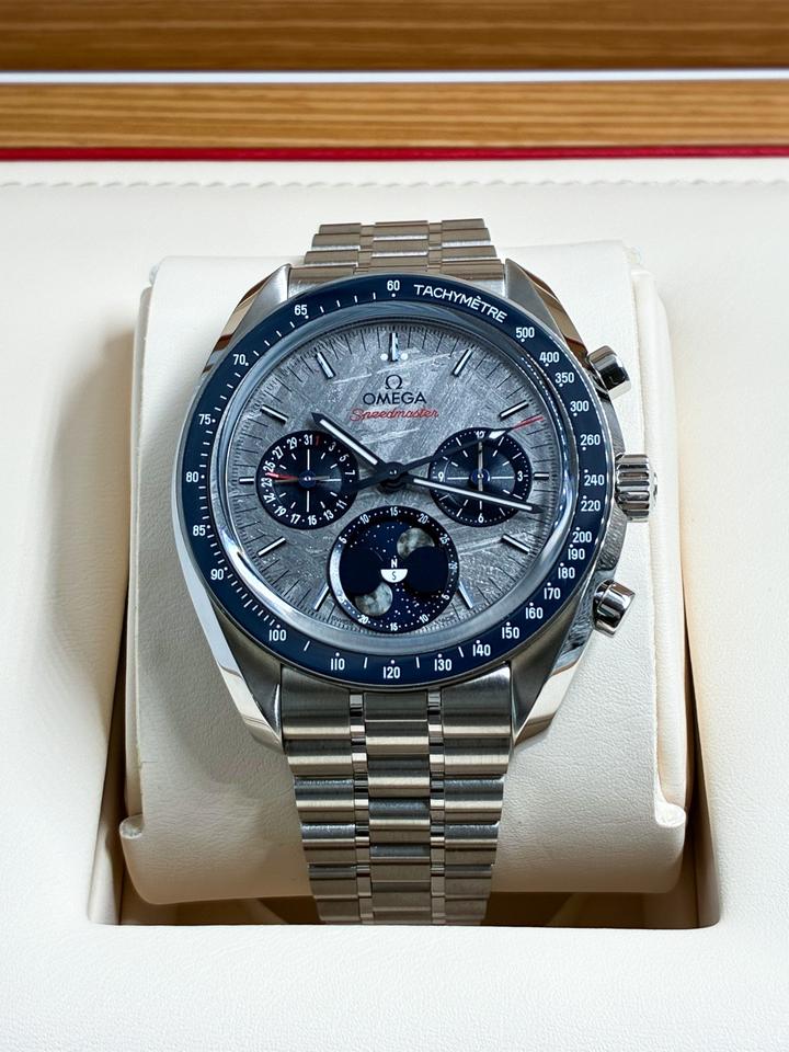 Speedmaster Moonphase Meteorite Grey Dial