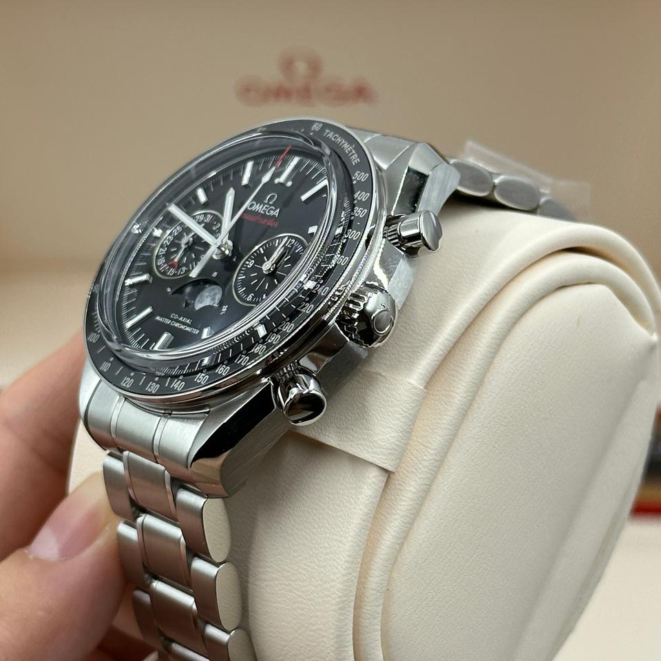 Speedmaster Moonphase Black Dial