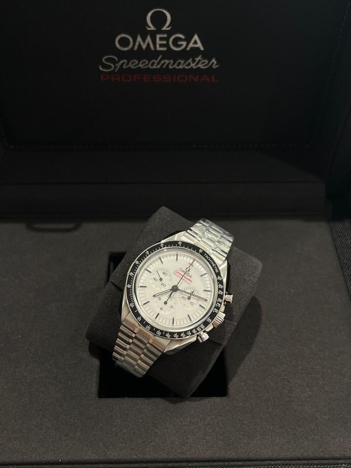 Speedmaster Moonwatch White Dial