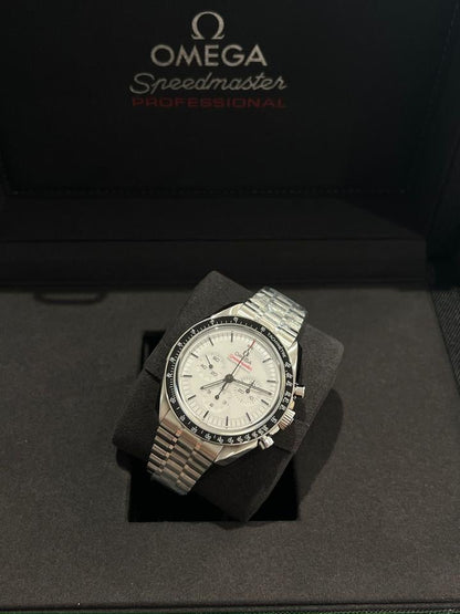 Speedmaster Moonwatch White Dial