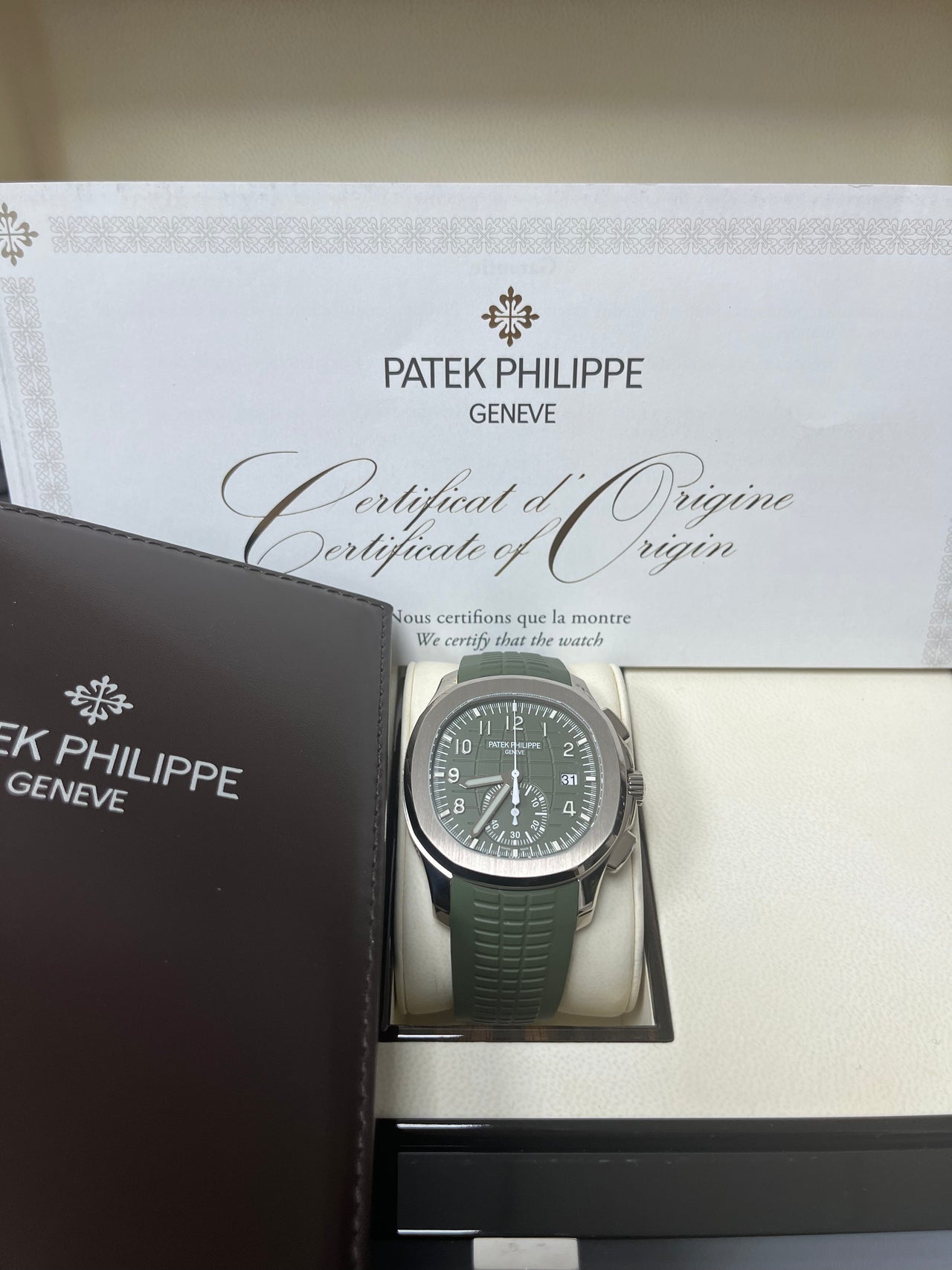 Aquanaut White Gold Green Dial 5968G-010